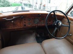 Louer une ROLLS ROYCE Silver Wraith de de 1951 (Photo 5)