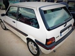 Louer une ROVER 114 GTI de de 1993 (Photo 2)