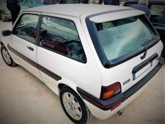 Louer une ROVER 114 GTI de de 1993 (Photo 2)