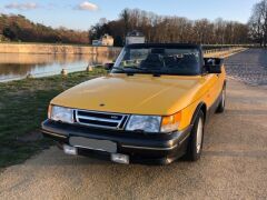 Louer une SAAB 900 Classic de de 1991 (Photo 1)