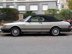 Louer une SAAB 900 S de 1991 (Photo 0)