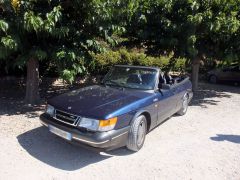 Louer une SAAB 900 S de 1993 (Photo 1)