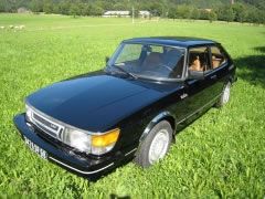 Louer une SAAB 900 Turbo 16S de 1984 (Photo 1)