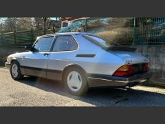 Louer une SAAB 900 Turbo S.Line  de de 1990 (Photo 4)