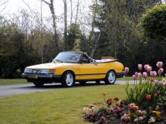 Louer une SAAB Cabriolet 900 de 1990 (Photo 0)