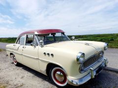 Louer une SIMCA Vedette Ariane  de de 1957 (Photo 1)