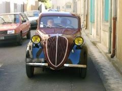 Louer une SIMCA  5 Luxe de de 1938 (Photo 1)