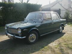 Louer une SIMCA 1500 de de 1964 (Photo 1)