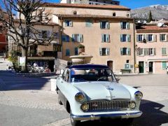 Louer une SIMCA Ariane  de de 1961 (Photo 2)