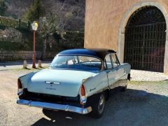 Louer une SIMCA Ariane  de de 1961 (Photo 3)