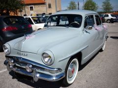 Louer une SIMCA Aronde Elysée de de 1959 (Photo 2)