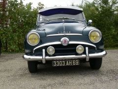 Louer une SIMCA Aronde Grand-Large de de 1955 (Photo 4)