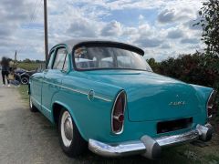 Louer une SIMCA Aronde P60 Etoile 6 de de 1961 (Photo 4)