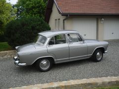 Louer une SIMCA Aronde P60 Montlhéry de de 1961 (Photo 3)