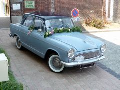 Louer une SIMCA Aronde de de 1961 (Photo 1)