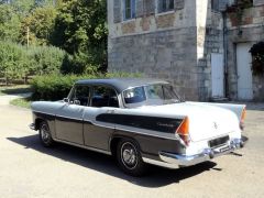 Louer une SIMCA Chambord de de 1960 (Photo 3)