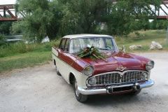 Louer une SIMCA Chambord de 1961 (Photo 0)