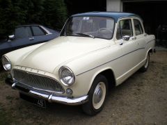 Louer une SIMCA P60 Aronde de 1960 (Photo 0)