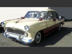 Louer une SIMCA Vedette Regence de 1955 (Photo 1)