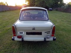 Louer une TRABANT P 601 Police de de 1987 (Photo 4)