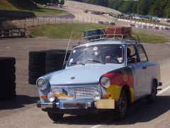 Louer une TRABANT P 601 de de 1967 (Photo 1)