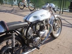 Louer une TRITON Moto de de 1960 (Photo 3)