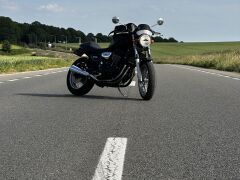 TRIUMPH Legend TT 900 (Photo 1)