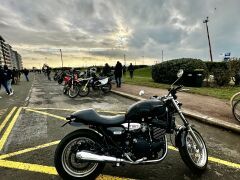 TRIUMPH Legend TT 900 (Photo 2)