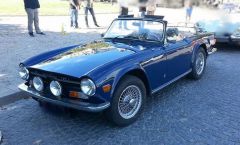 Louer une TRIUMPH TR 6 de de 1973 (Photo 1)