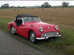 Louer une TRIUMPH TR3 A de de 1961 (Photo 1)