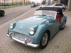 Louer une TRIUMPH TR3 A de de 1962 (Photo 1)