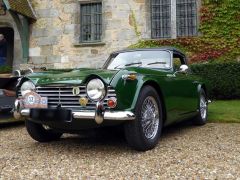 Louer une TRIUMPH TR4 A IRS de de 1966 (Photo 1)