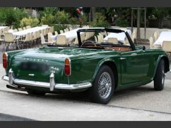 Louer une TRIUMPH TR4 A IRS de de 1966 (Photo 2)