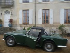 Louer une TRIUMPH TR4 de de 1965 (Photo 1)