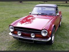 Louer une TRIUMPH TR6 de de 1973 (Photo 1)