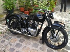 Louer une TRIUMPH  de de 1952 (Photo 1)