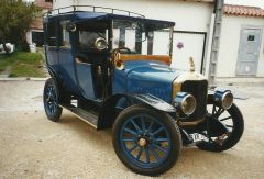Louer une UNIC Coupé Chauffeur de 1910 (Photo 2)