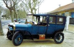 Louer une UNIC Coupé Chauffeur de de 1910 (Photo 2)
