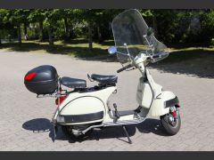 Louer une VESPA PX 125 de de 2004 (Photo 3)