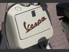 Louer une VESPA PX 125 de de 2004 (Photo 5)