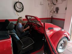 Louer une VOLKSWAGEN Coccinelle 1302 S de de 1971 (Photo 5)