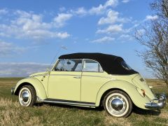 Louer une VOLKSWAGEN Coccinelle de de 1965 (Photo 2)