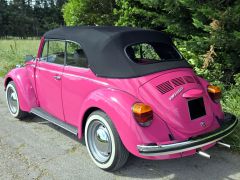 VOLKSWAGEN Coccinelle de 1974 en location pour mariage dans le Vaucluse