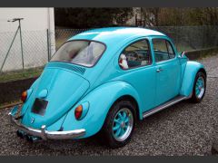 VOLKSWAGEN Coccinelle de 1976 en location pour mariage dans l'Ain