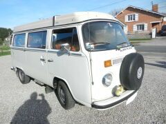 Louer une VOLKSWAGEN Combi  de 1975 (Photo 2)