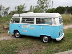 Louer une VOLKSWAGEN Combi Bay Window de de 1975 (Photo 2)