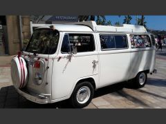 Louer une VOLKSWAGEN Combi Bay Window de de 1979 (Photo 2)