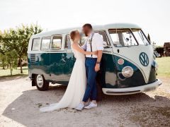 Louer une VOLKSWAGEN Combi Split de de 1965 (Photo 1)