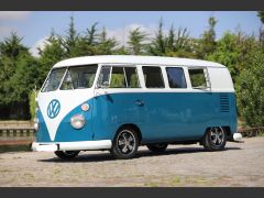 Louer une VOLKSWAGEN Combi Split de 1965 (Photo 2)