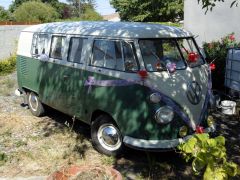 Louer une VOLKSWAGEN Combi Split de de 1967 (Photo 1)